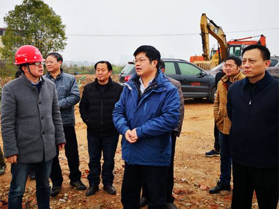 20190226154411287 注明: E:\共享文件夹\禾河大路路堤结合刷新工程施工2标段\项目进度图片\辅导查抄\2019.2.25水利厅廖瑞钊防汛查抄\未标题-1.jpg